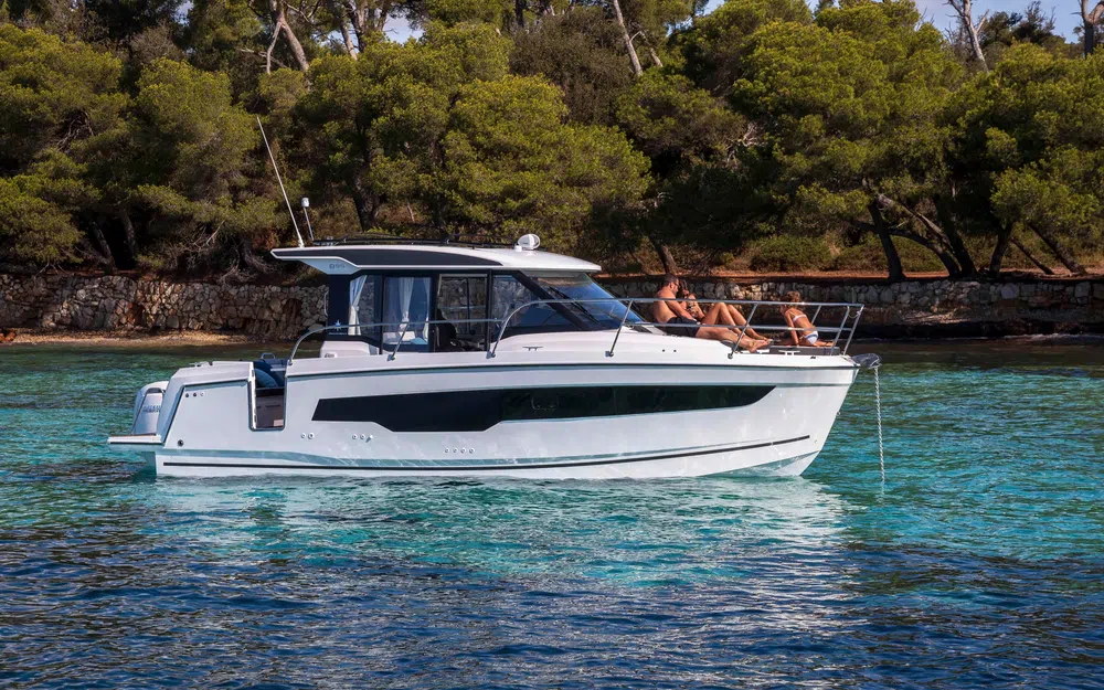 slider 0 Jeanneau Merry Fisher 895