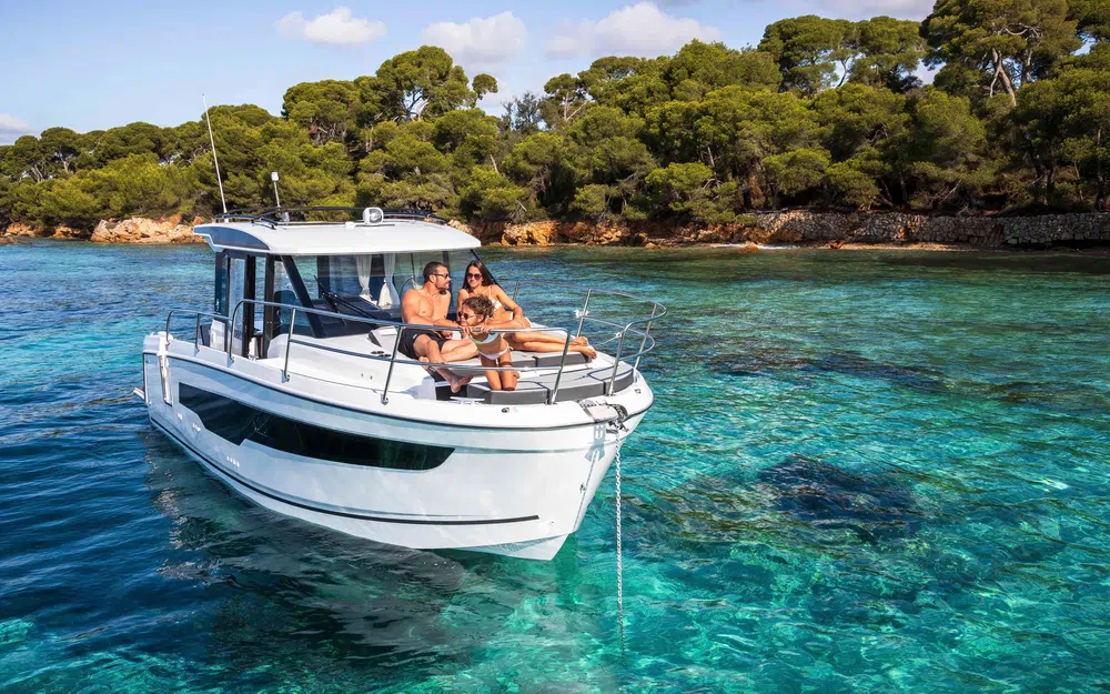 slider 2 Jeanneau Merry Fisher 895