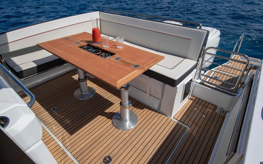 slider 5 Jeanneau Cap Camarat 9.0 WA