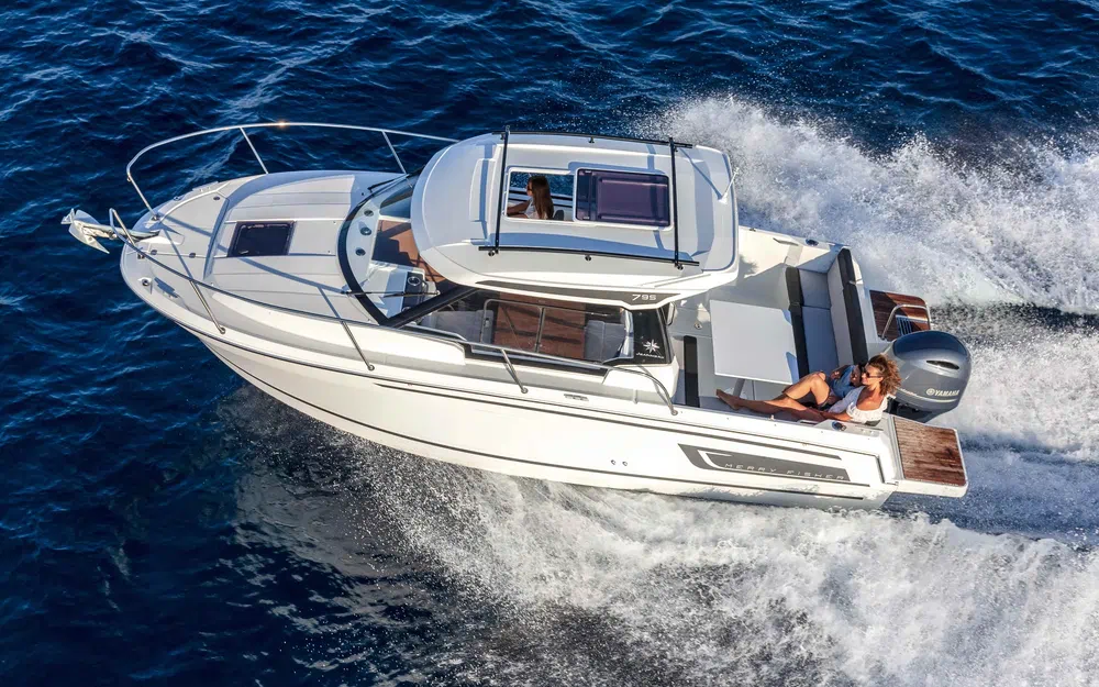 slider 2 Jeanneau Merry Fisher 795