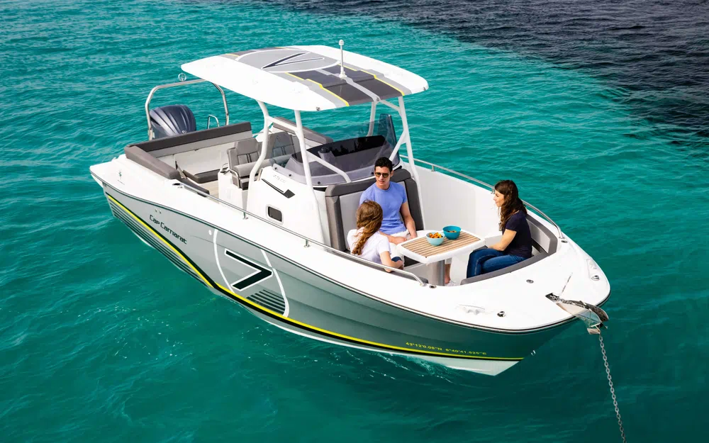 slider 3 Jeanneau Cap Camarat 7.5 CC