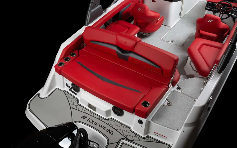 slider 7 Four Winns HD3