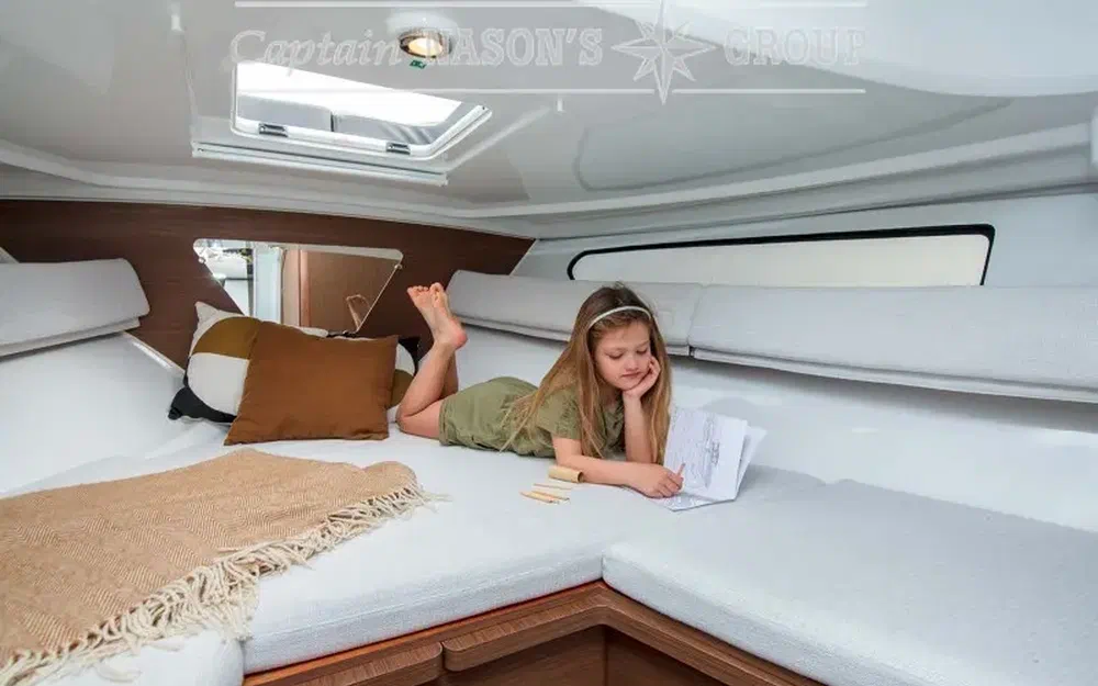 slider 9 Jeanneau Cap Camarat 7.5 WA