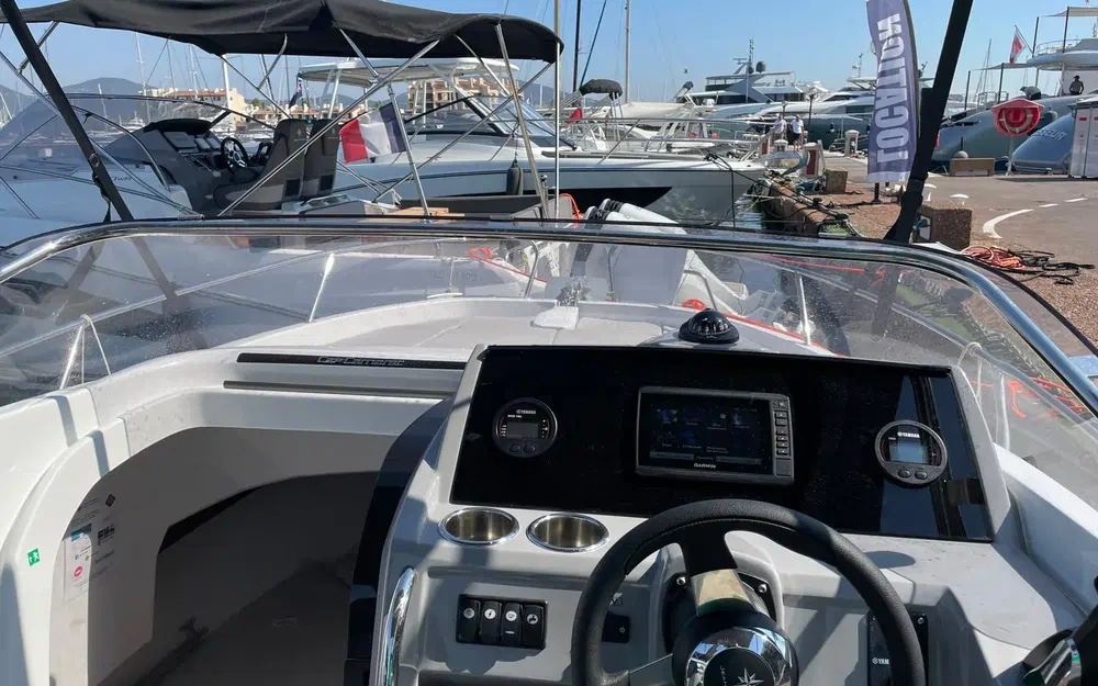 slider 3 Jeanneau Cap Camarat 6.5 WA