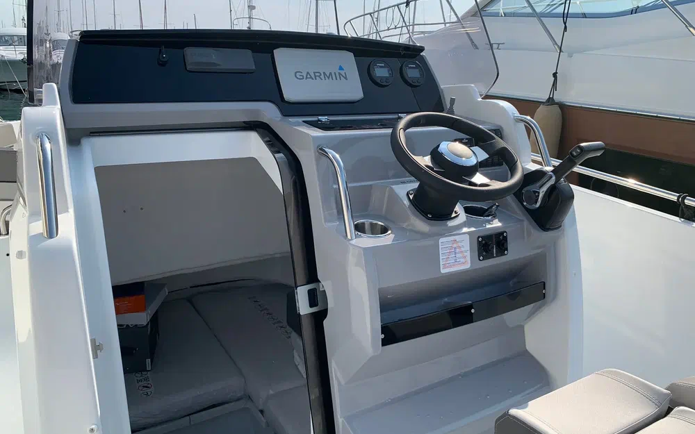 slider 4 Jeanneau Cap Camarat 7.5 CC