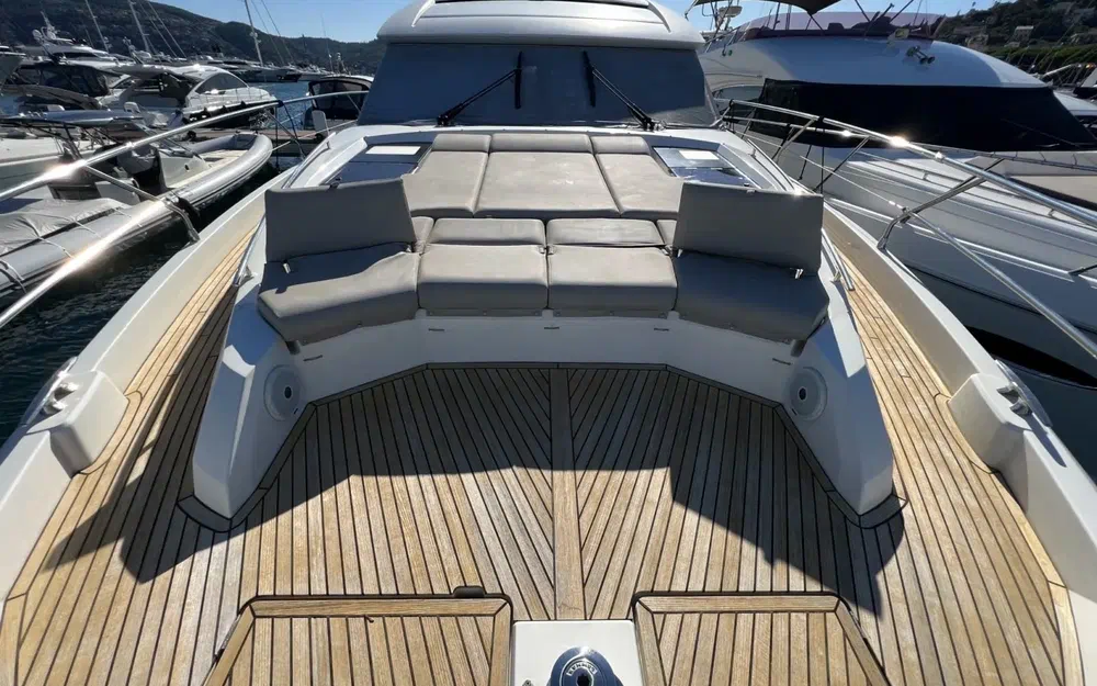 slider 11 Jeanneau Prestige 630