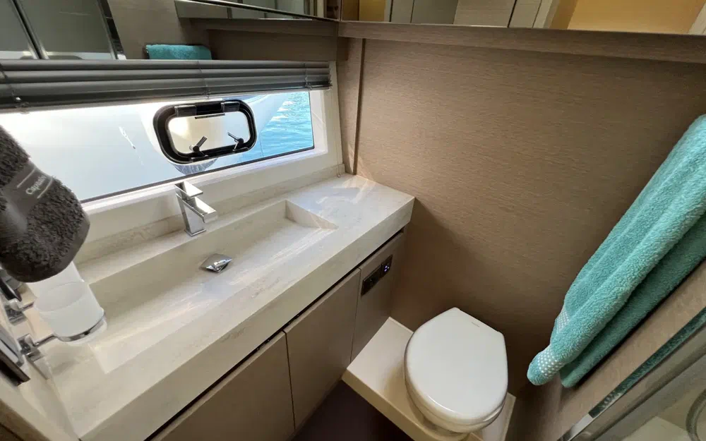 slider 24 Jeanneau Prestige 630