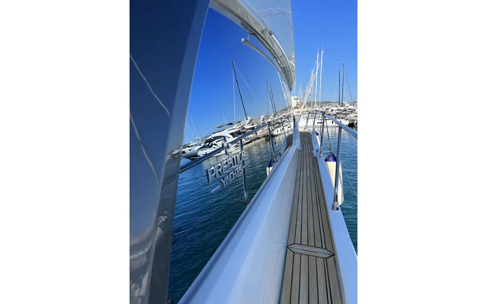 slider 8 Jeanneau Prestige 630