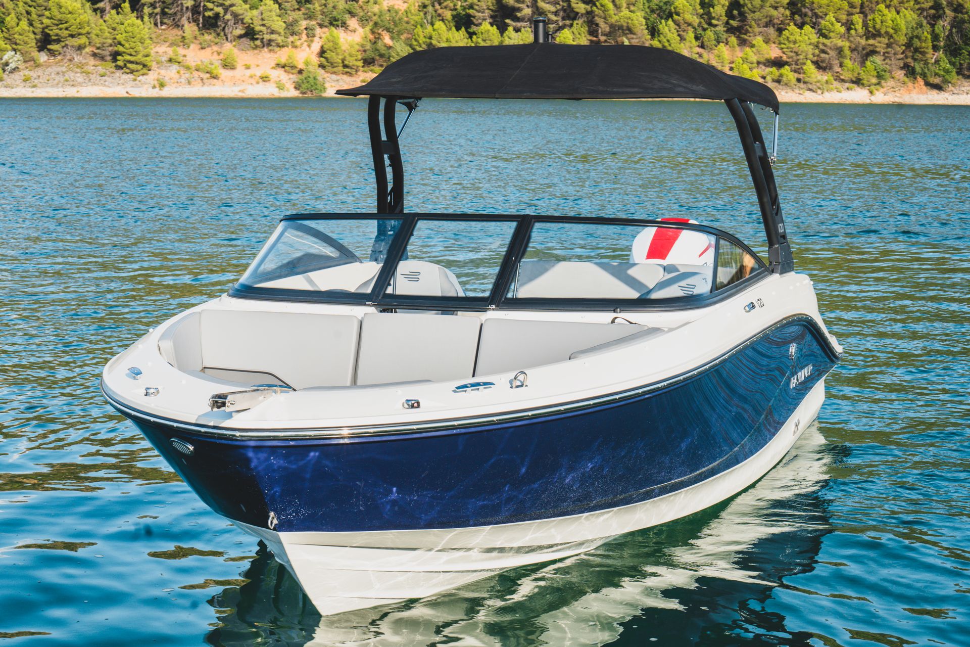 slider 2 Bayliner V20