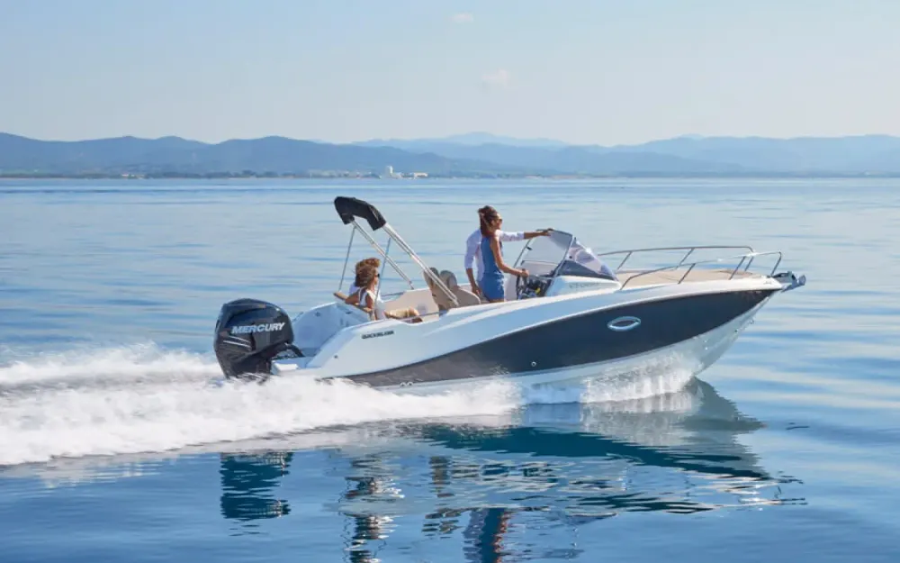 slider 2 Quicksilver  675Sundeck