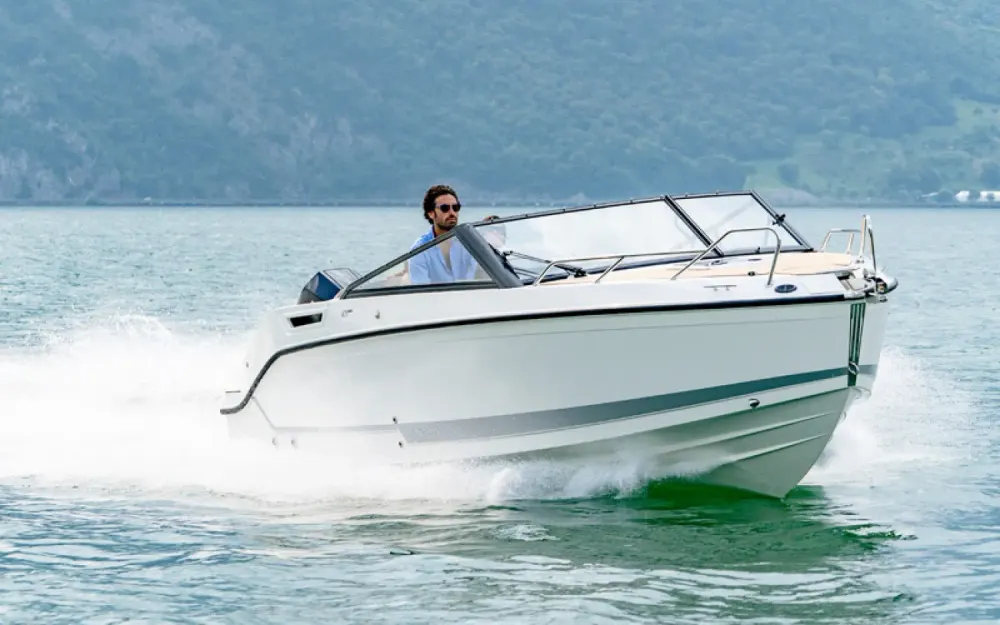 slider 2 Quicksilver  675Cruiser
