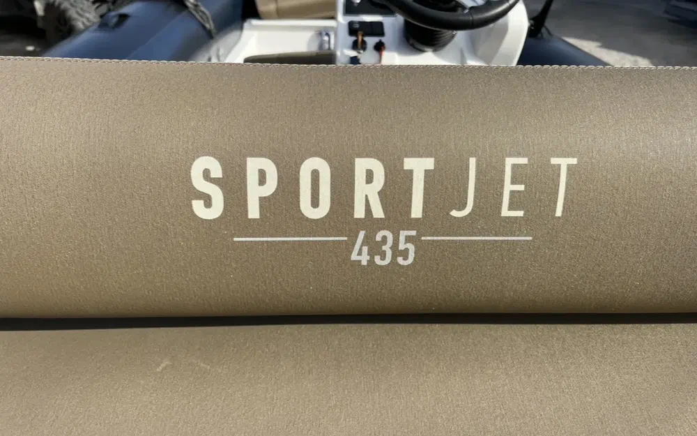 slider 7 Williams Performance Tenders Sportjet 435