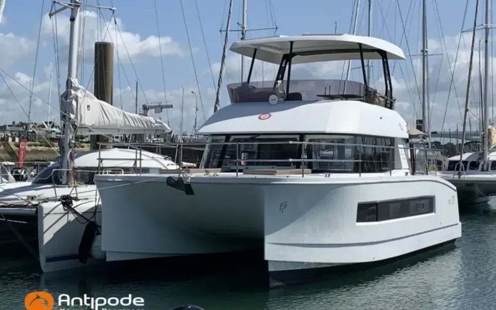 Fountaine PajotMy 37
