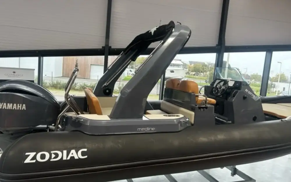 slider 1 Zodiac Medline 7.5