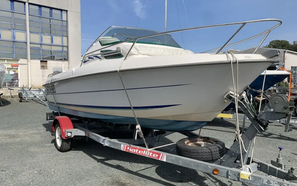 B2 MarineCap Ferret 550 CC