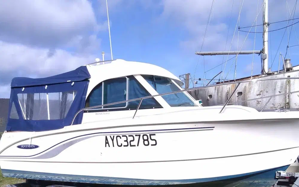 BeneteauAntares 650