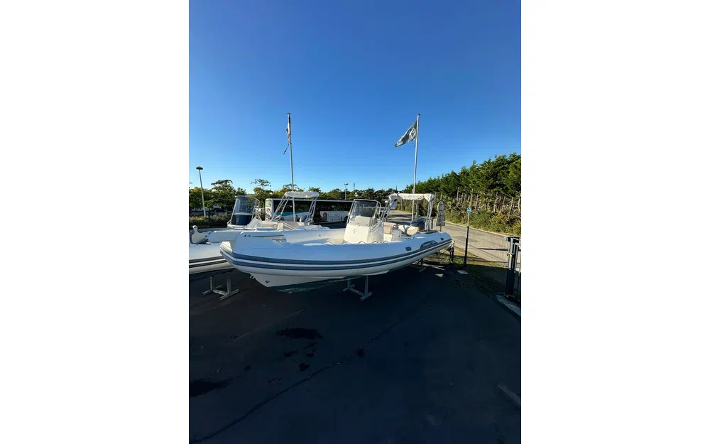 slider 6 Capelli Tempest 775