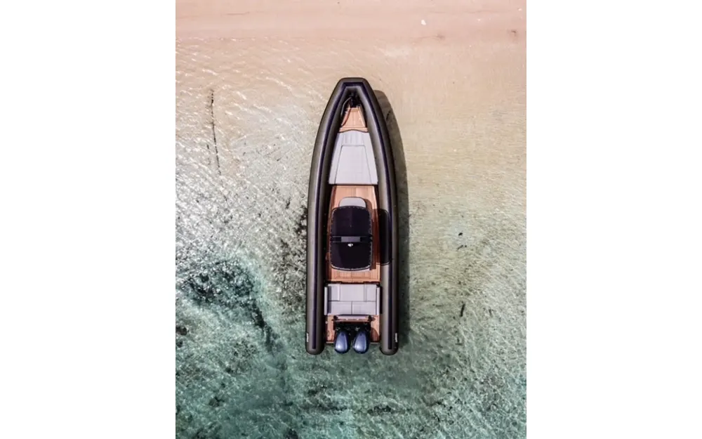slider 6 Sea Water Phantom 300