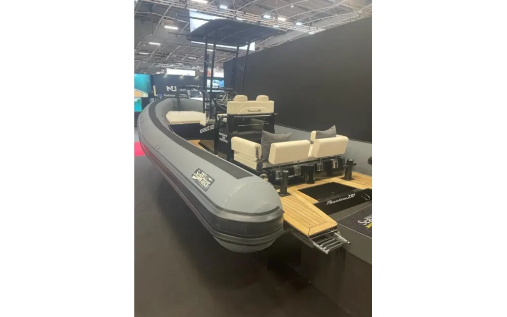 slider 3 Sea Water Phantom 230