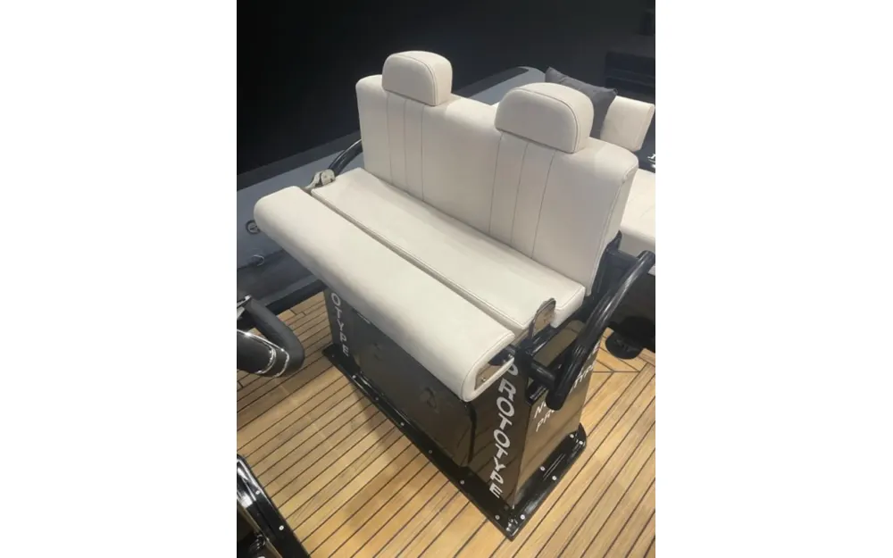 slider 6 Sea Water Phantom 230