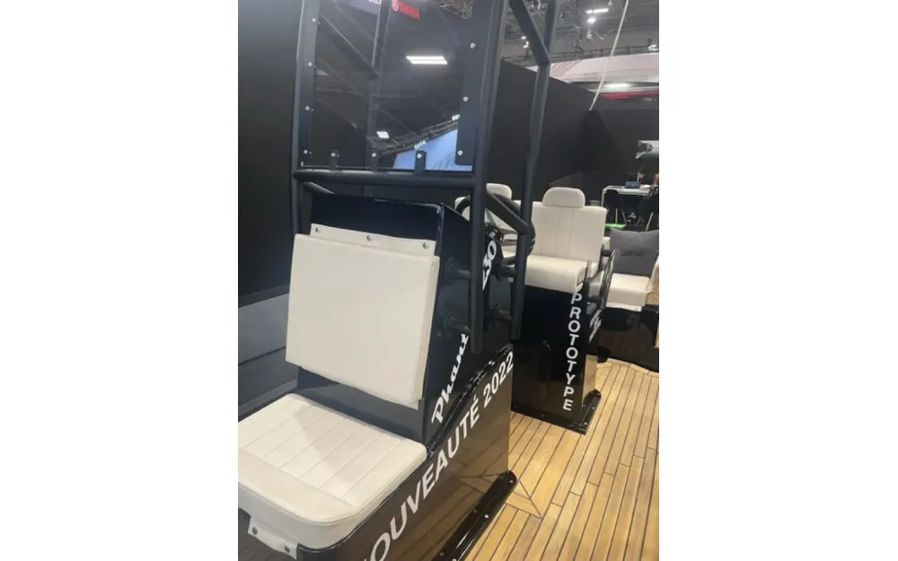 slider 8 Sea Water Phantom 230