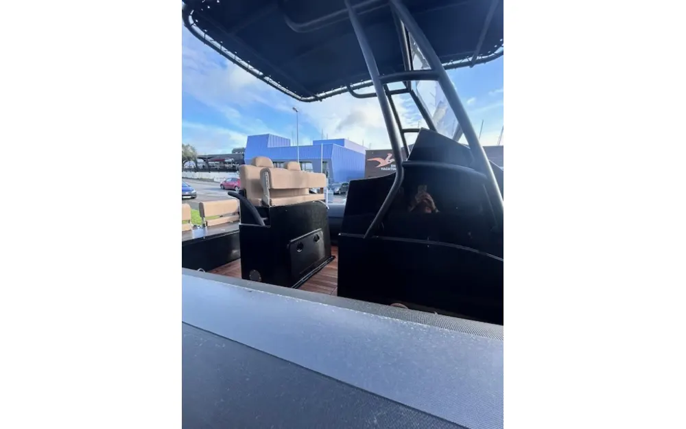 slider 5 Sea Water Phantom 260