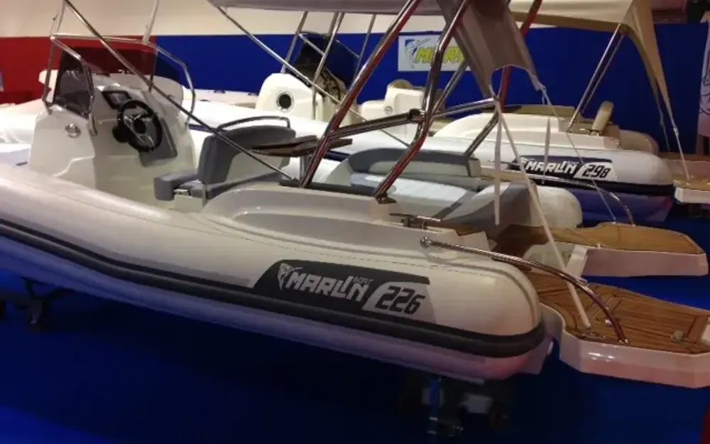 Marlin BoatMarlin Boat 226 FB
