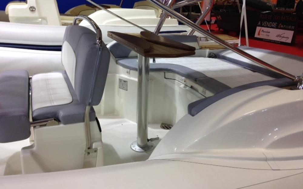 slider 1 Marlin Boat  226 FB