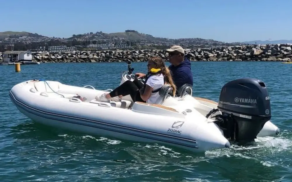ZodiacYachtline 440 DL