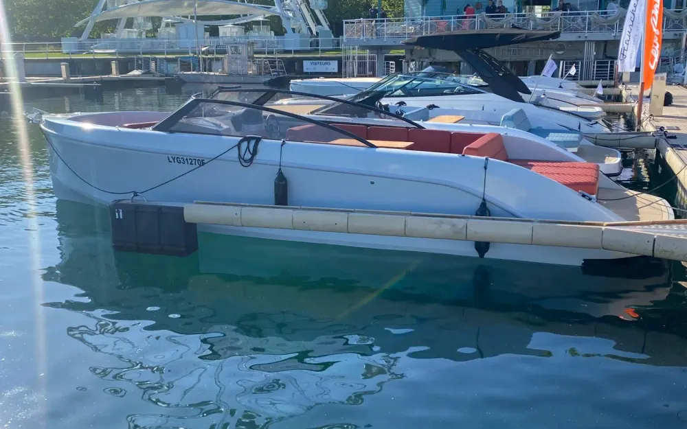 slider 0 Rand Boats Supreme 27