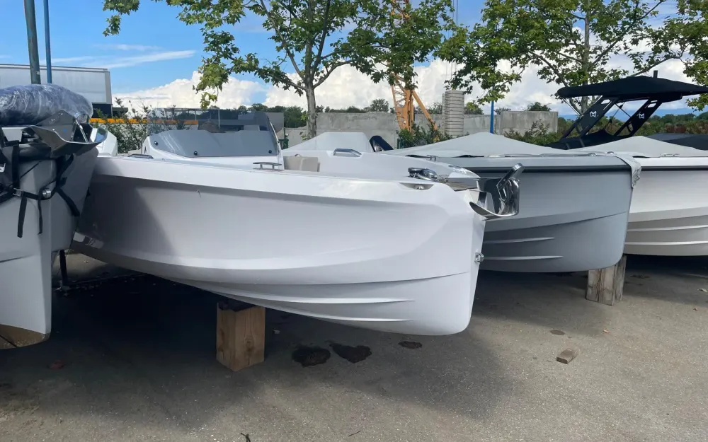 slider 1 Rand Boats Source 22