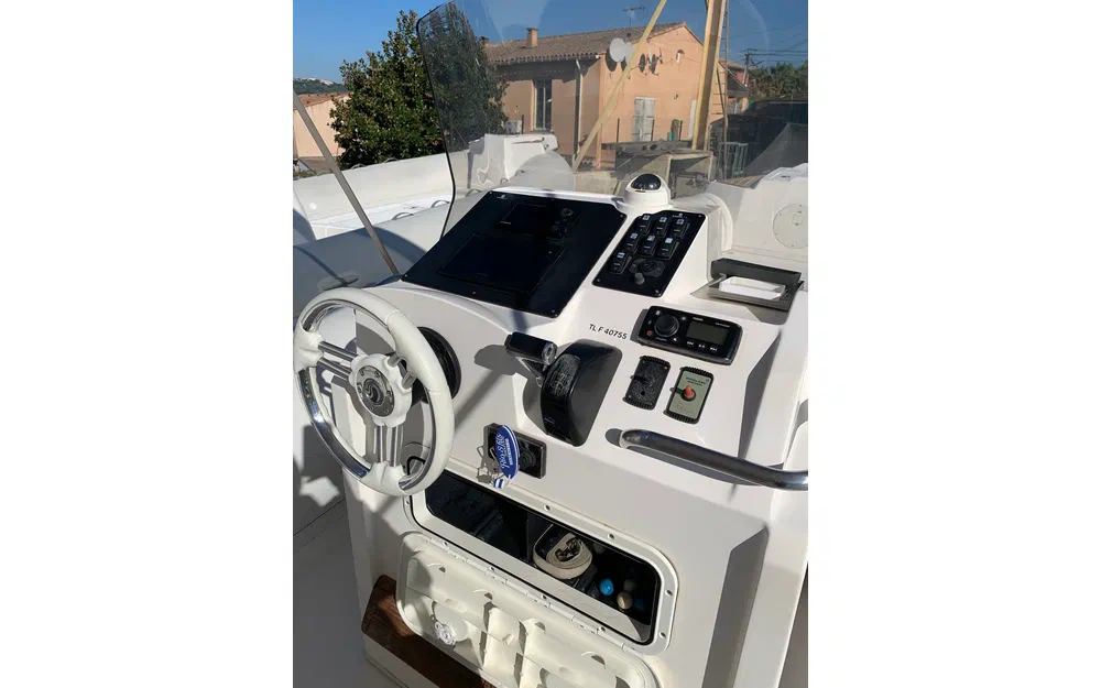slider 10 Capelli Tempest 775 Luxe