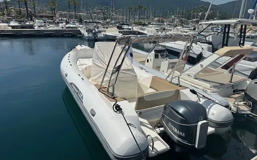 slider 15 Capelli Tempest 775 Luxe