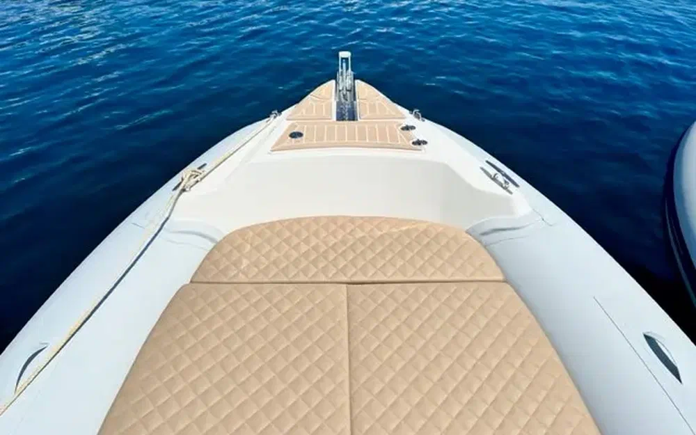 slider 3 Capelli Tempest 700 Open