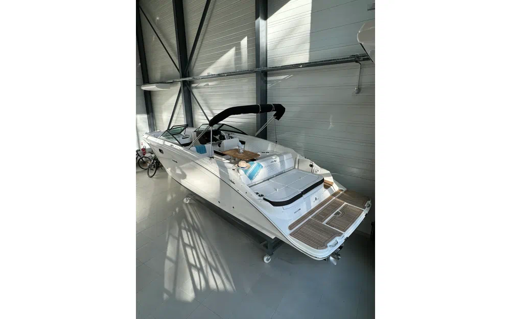 slider 2 Sea Ray SDX 270