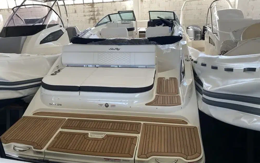 slider 3 Sea Ray SDX 270