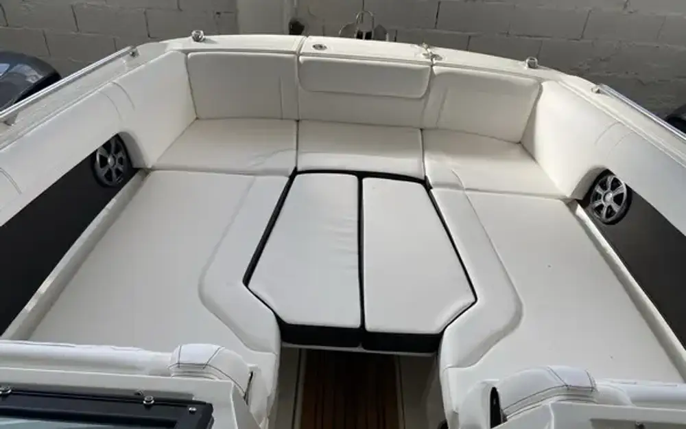 slider 6 Sea Ray SDX 270