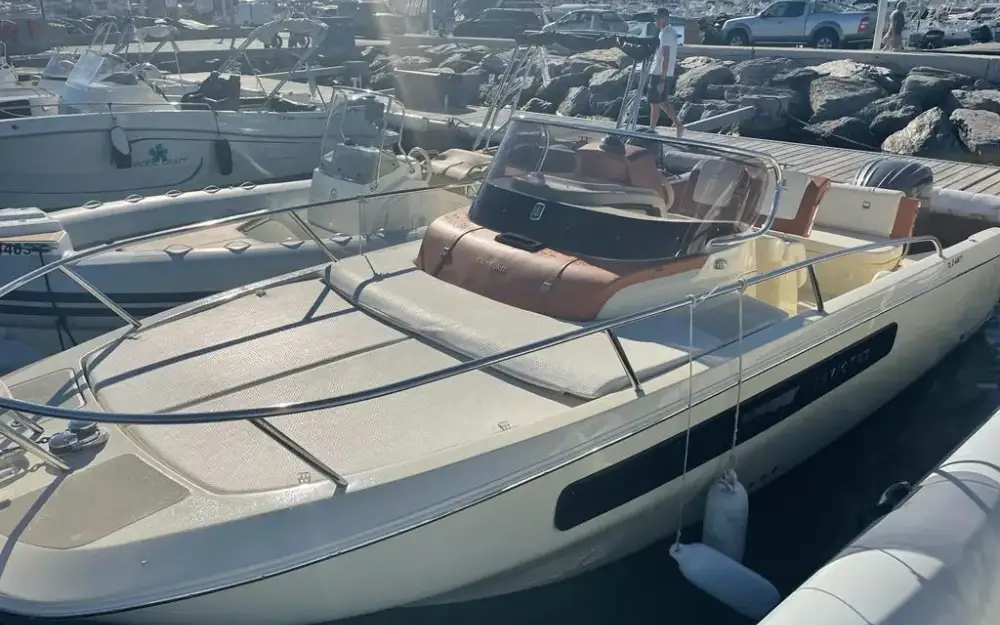 InvictusInvictus 240 CX
