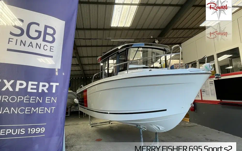 slider 0 Jeanneau Merry Fisher 695