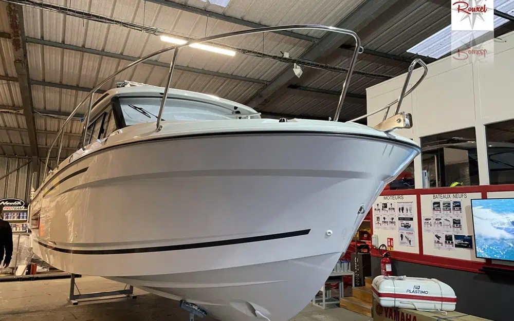 slider 1 Jeanneau Merry Fisher 795