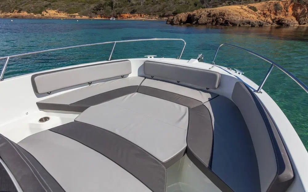 slider 6 Jeanneau Cap Camarat 6.5 CC