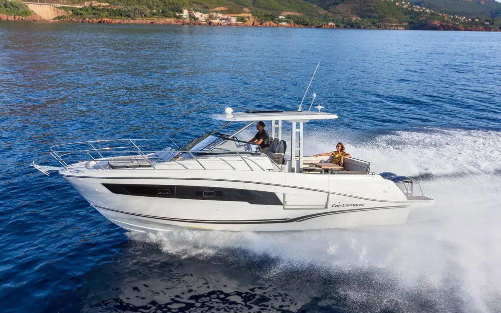 slider 0 Jeanneau Cap Camarat 10.5 WACap Camarat 10.5 Wa Serie 2