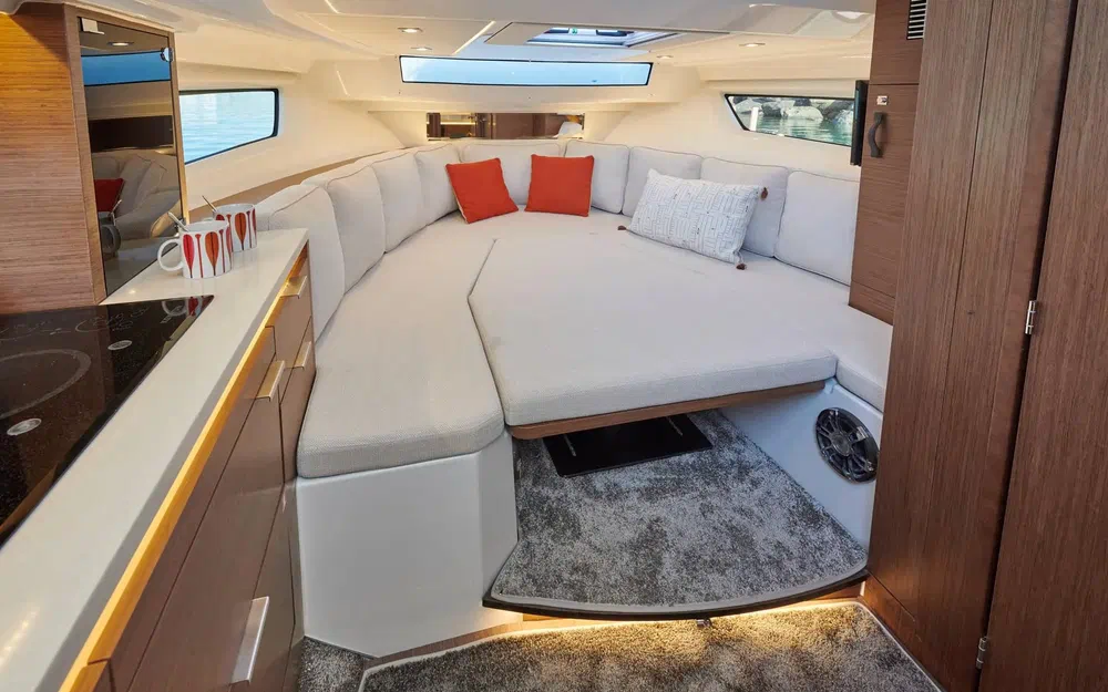 slider 9 Jeanneau Cap Camarat 10.5 WA