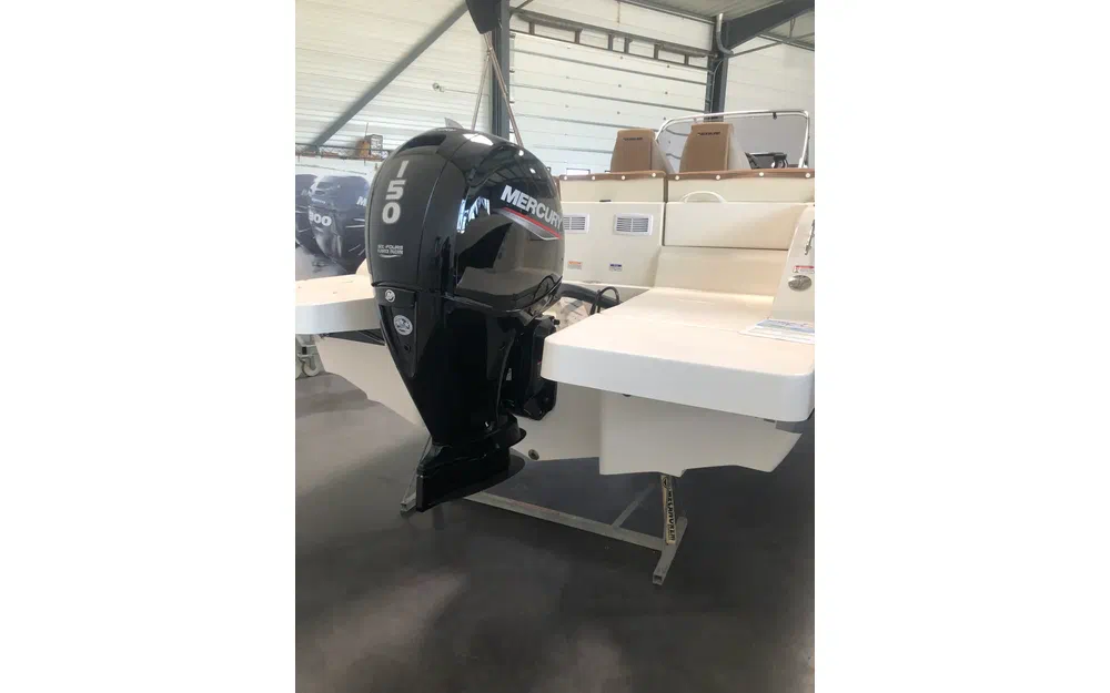 slider 1 Quicksilver 675