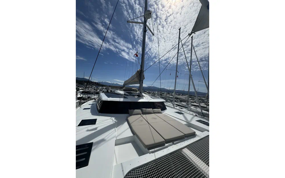 slider 10 Fountaine Pajot Tanna 47
