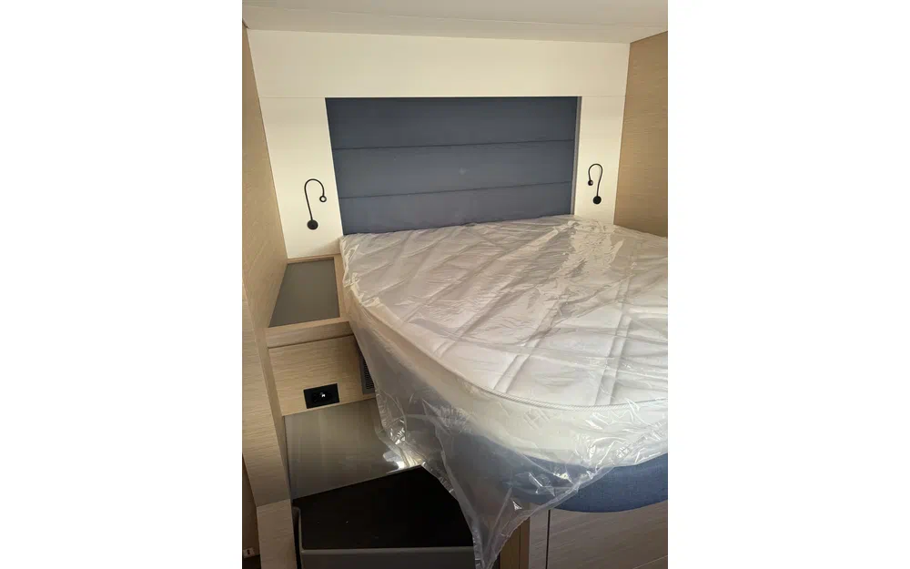 slider 22 Fountaine Pajot Tanna 47