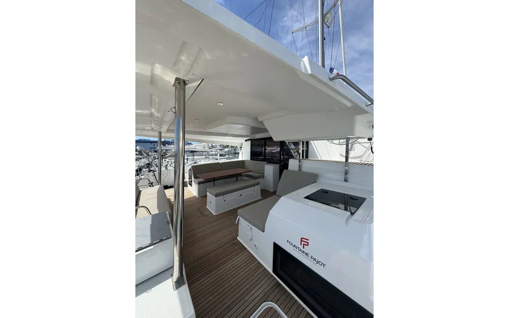 slider 8 Fountaine Pajot Tanna 47