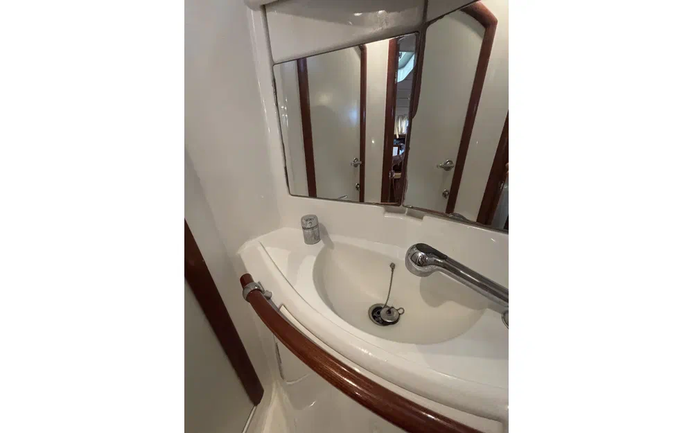 slider 9 Beneteau Oceanis 423