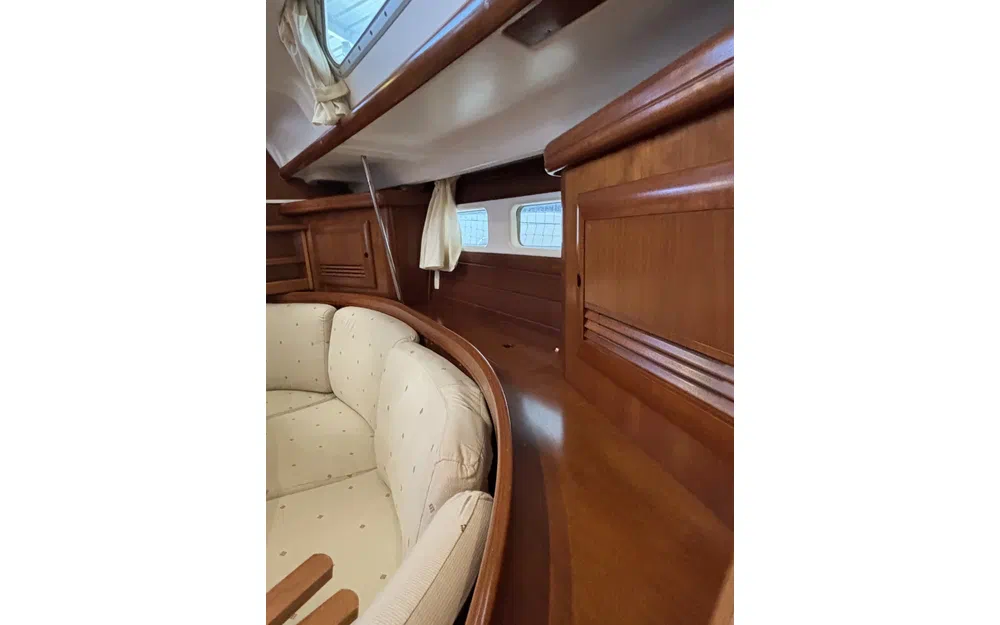 slider 16 Beneteau Oceanis 423