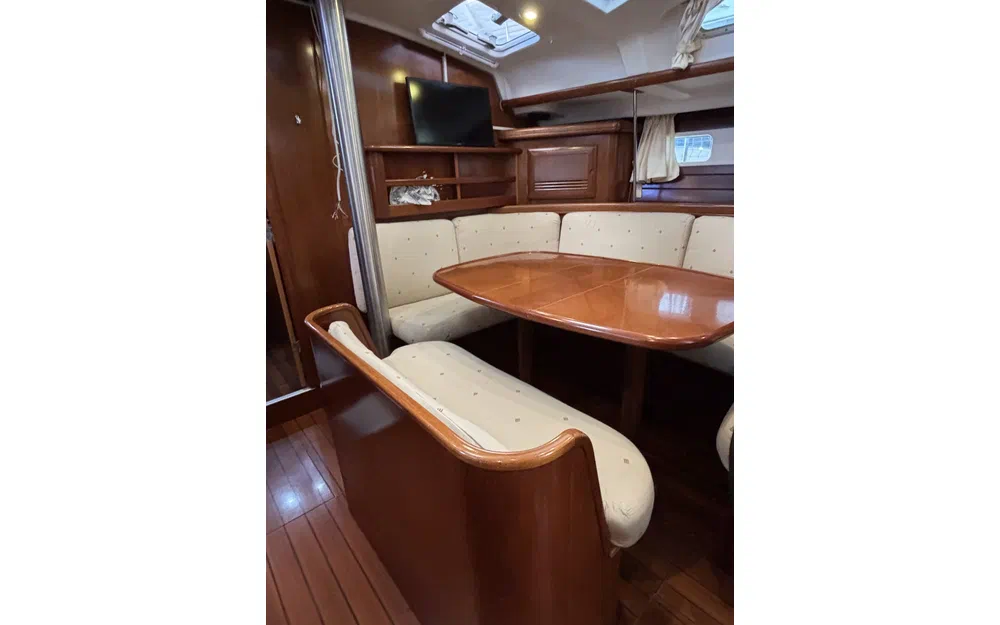 slider 18 Beneteau Oceanis 423